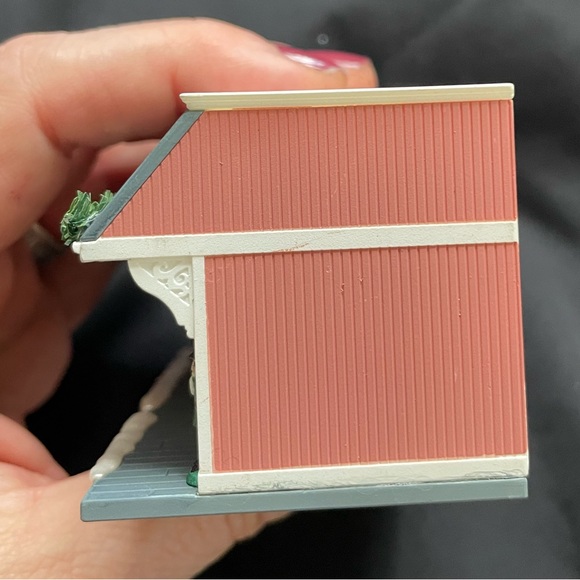 HALLMARK KEEPSAKE ORNAMENT Chris Kringle Kitchen 2018 in Box Christmas Evergreen - Picture 8 of 8